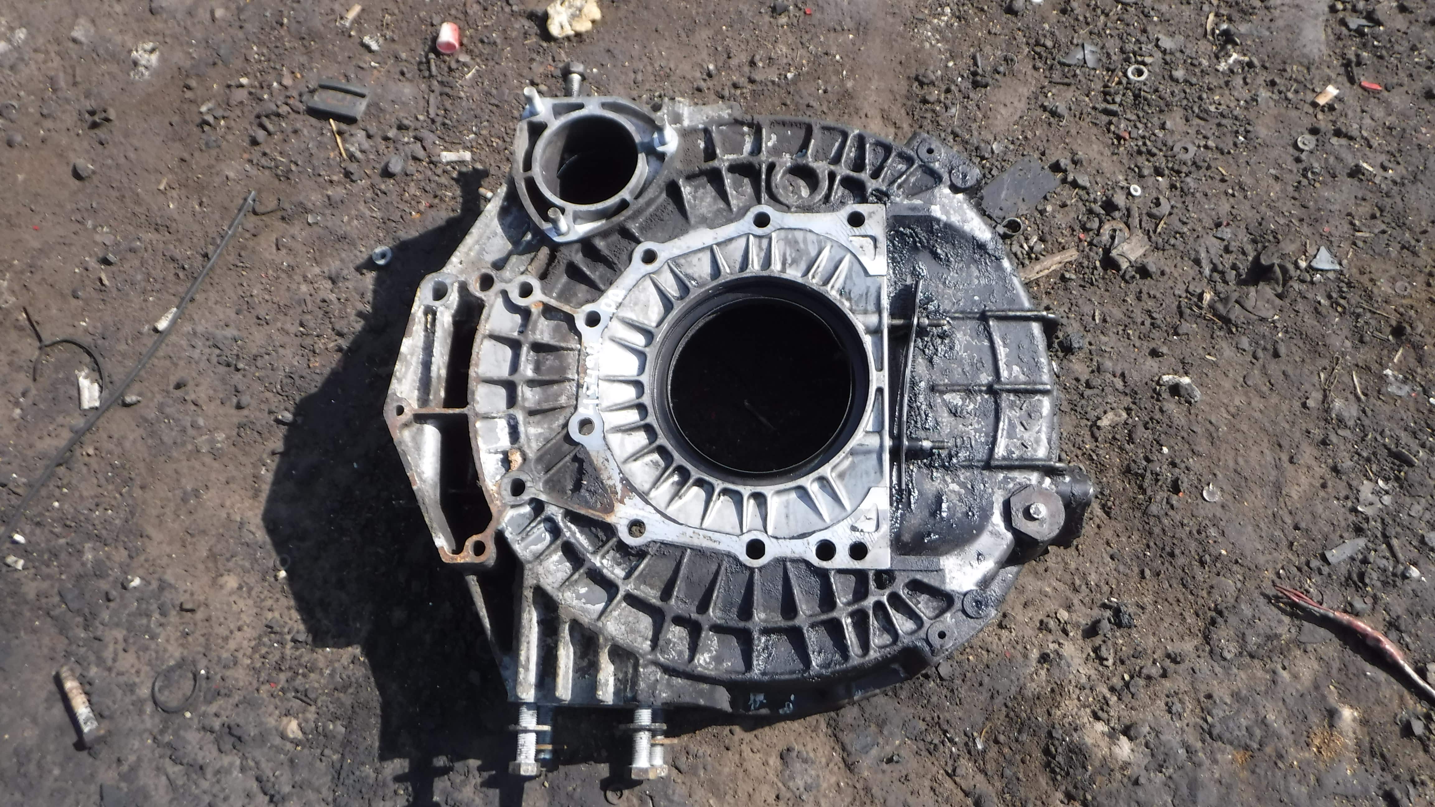 Кожух маховика Рено премиум Renault Premium DCI320 2005 5010477729